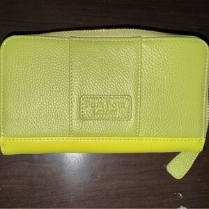 Pom Pom London Leather Continental Chelsea Wallet Moss Green